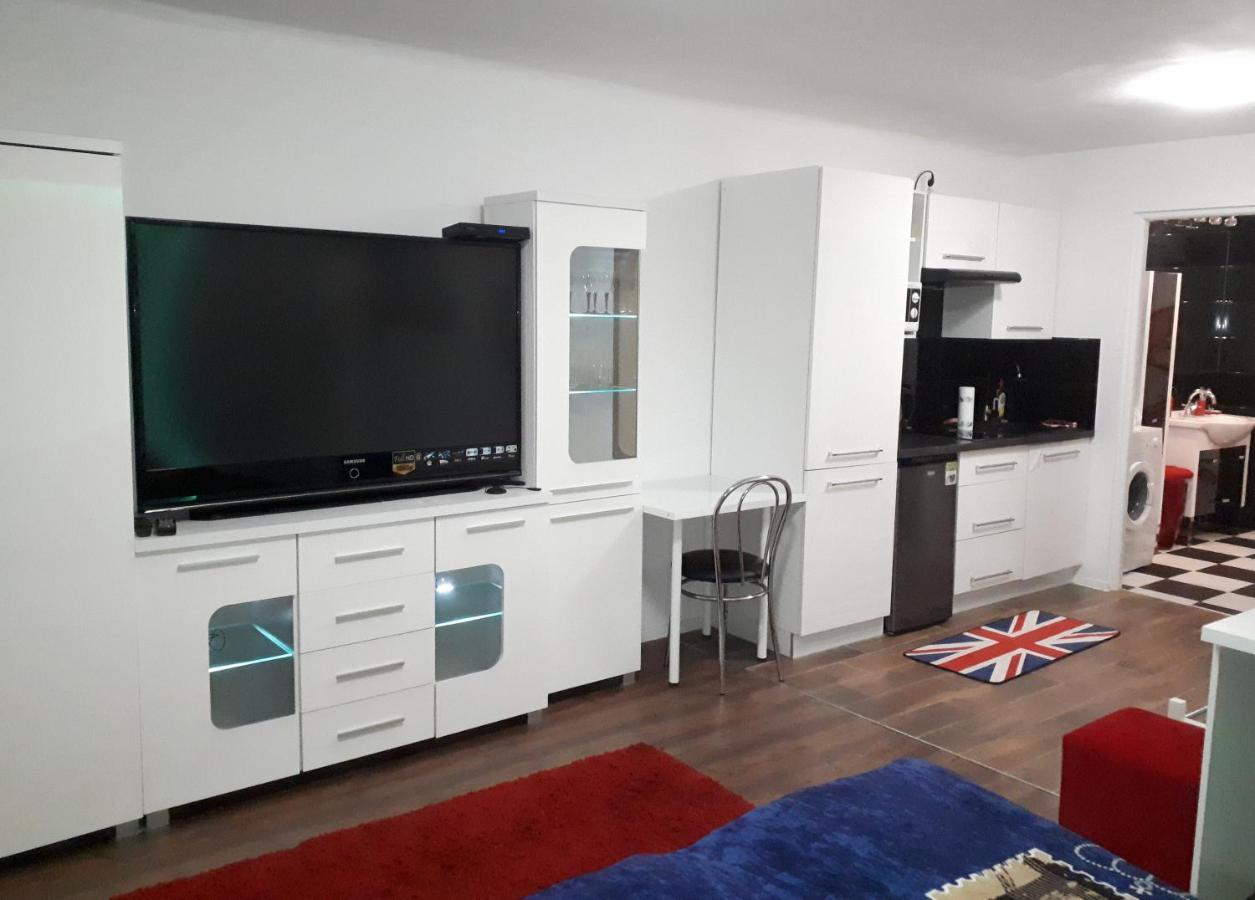 Apartament Centrum Panoramiczna Big Ben Z Balkonem-- Klimatyzacja-- Kielce Kültér fotó