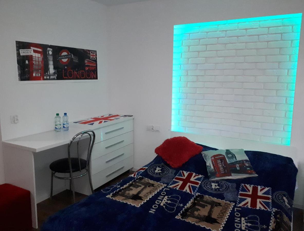 Apartament Centrum Panoramiczna Big Ben Z Balkonem-- Klimatyzacja-- Kielce Kültér fotó