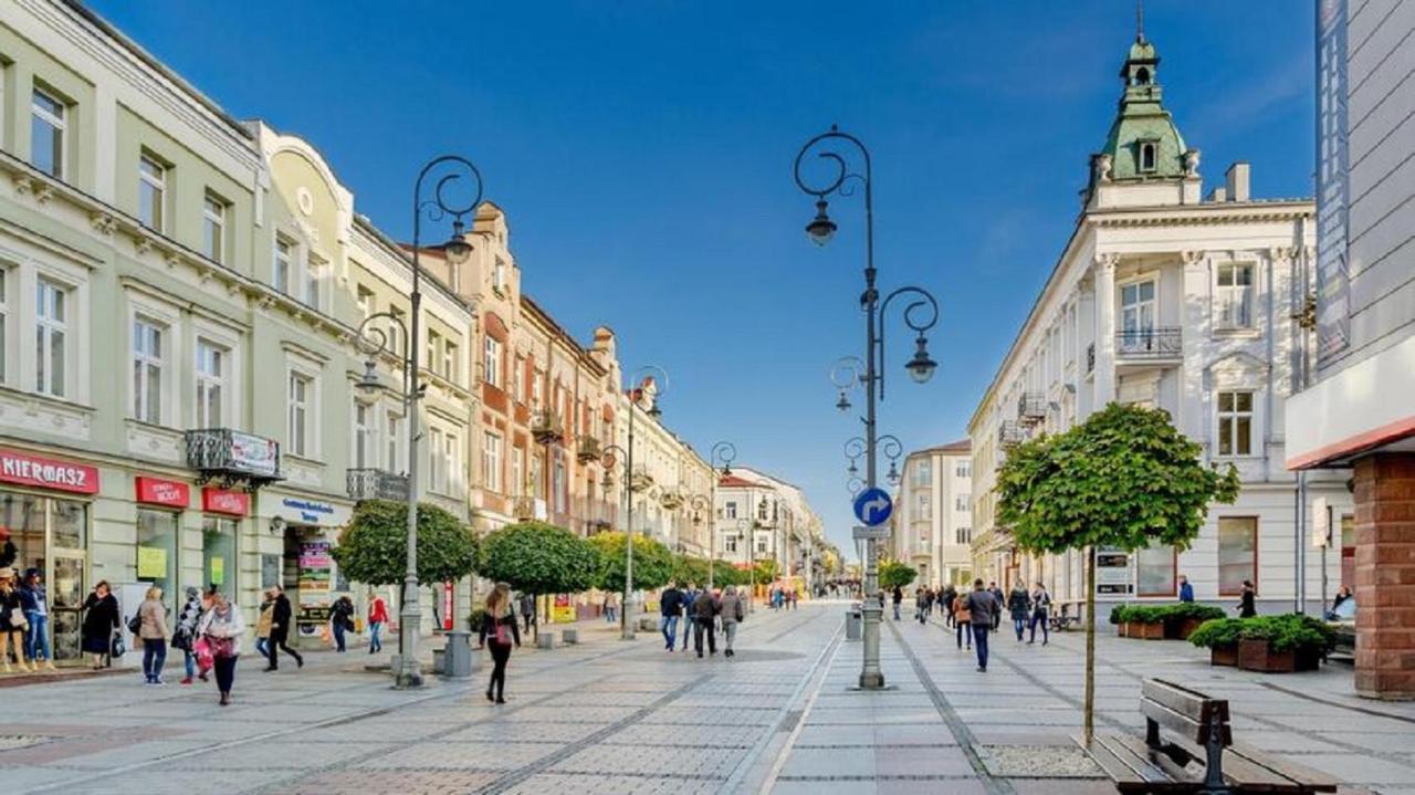 Apartament Centrum Panoramiczna Big Ben Z Balkonem-- Klimatyzacja-- Kielce Kültér fotó