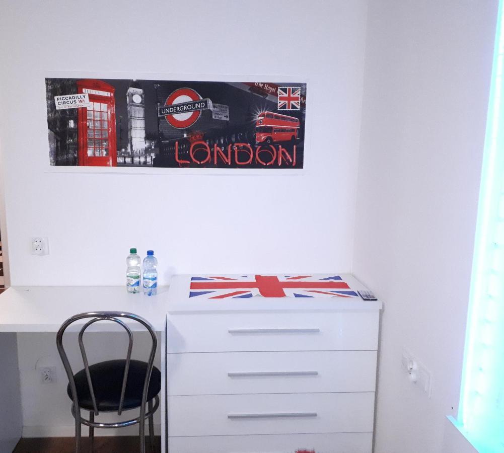 Apartament Centrum Panoramiczna Big Ben Z Balkonem-- Klimatyzacja-- Kielce Kültér fotó